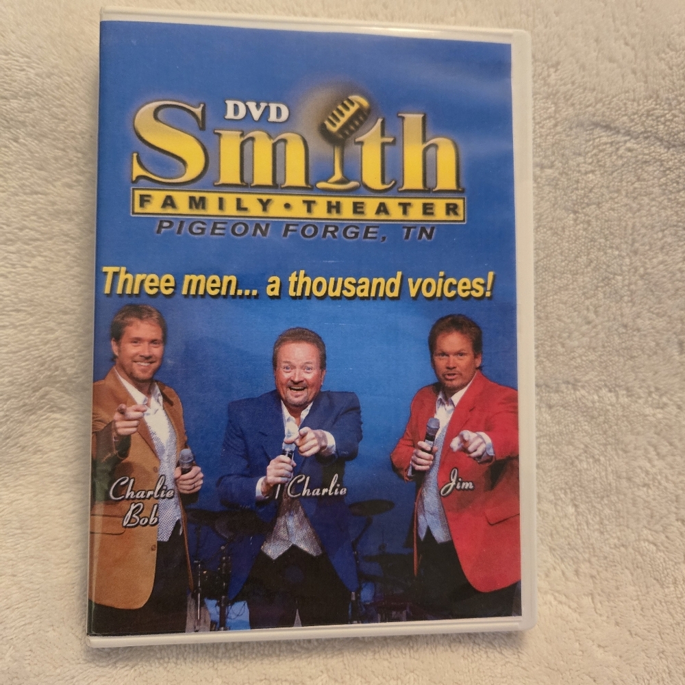 "Smith Family Theater" Pigeon Forge TN DVD Three Men...A Thousand Voices Signed